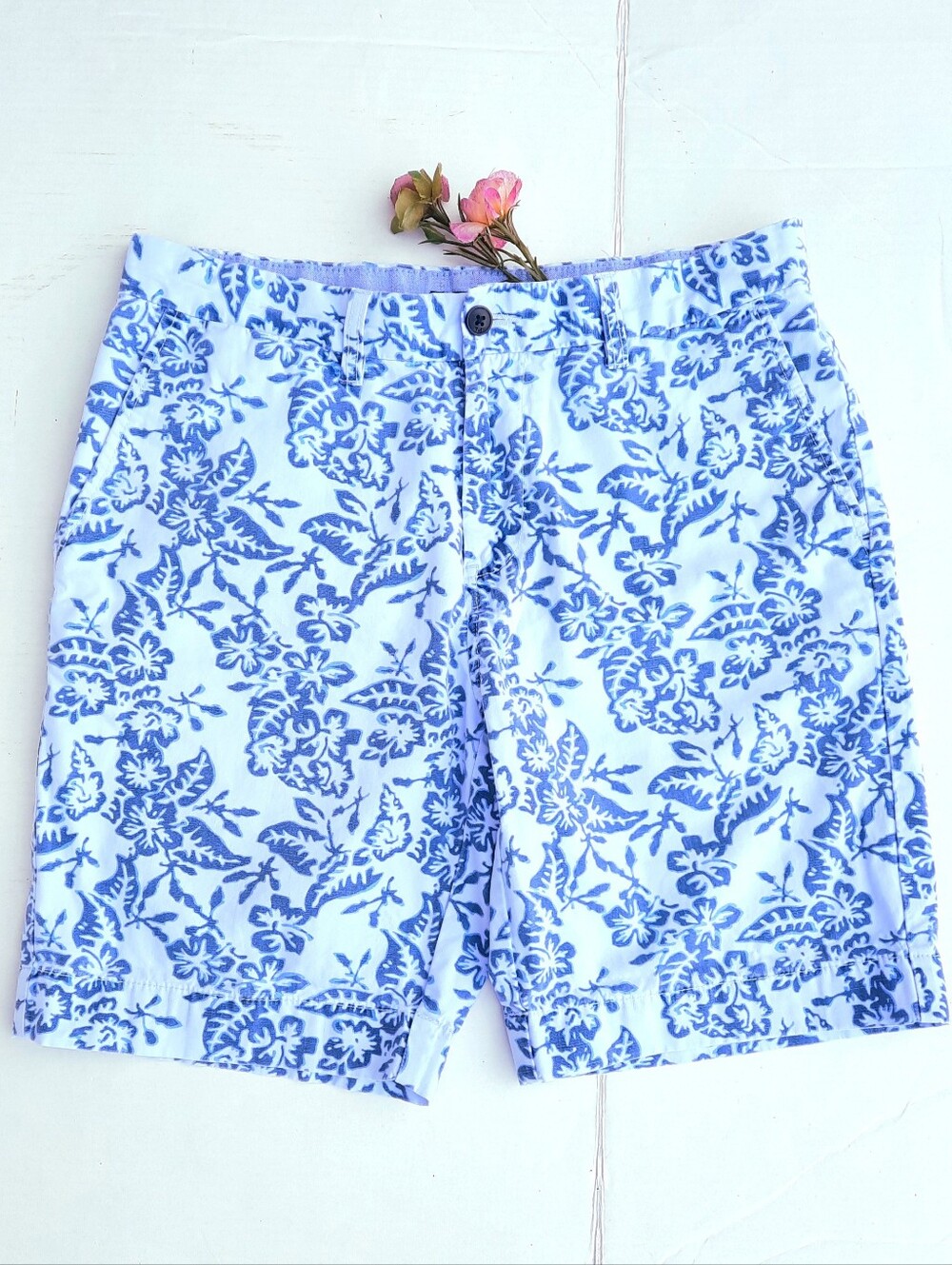 TOMMY HILFIGER Bermuda Shorts, 4 Pockets, 2 Tones of Blue on White